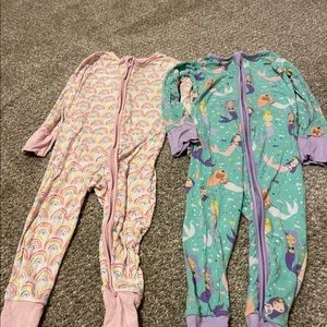Littles sleepies 12-18 zippies set of 2